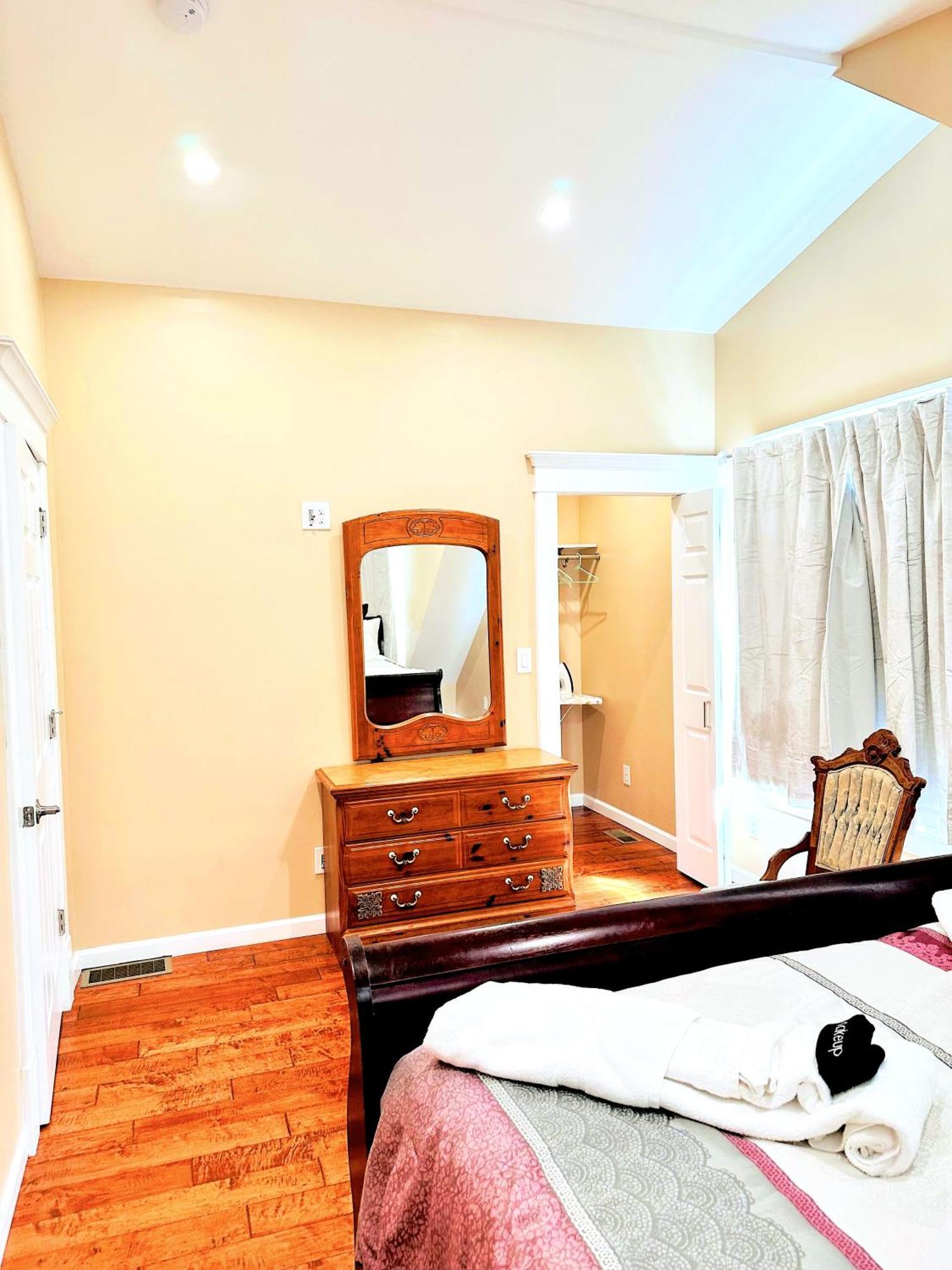 Delightful Dwelling Apartment Buffalo Luaran gambar