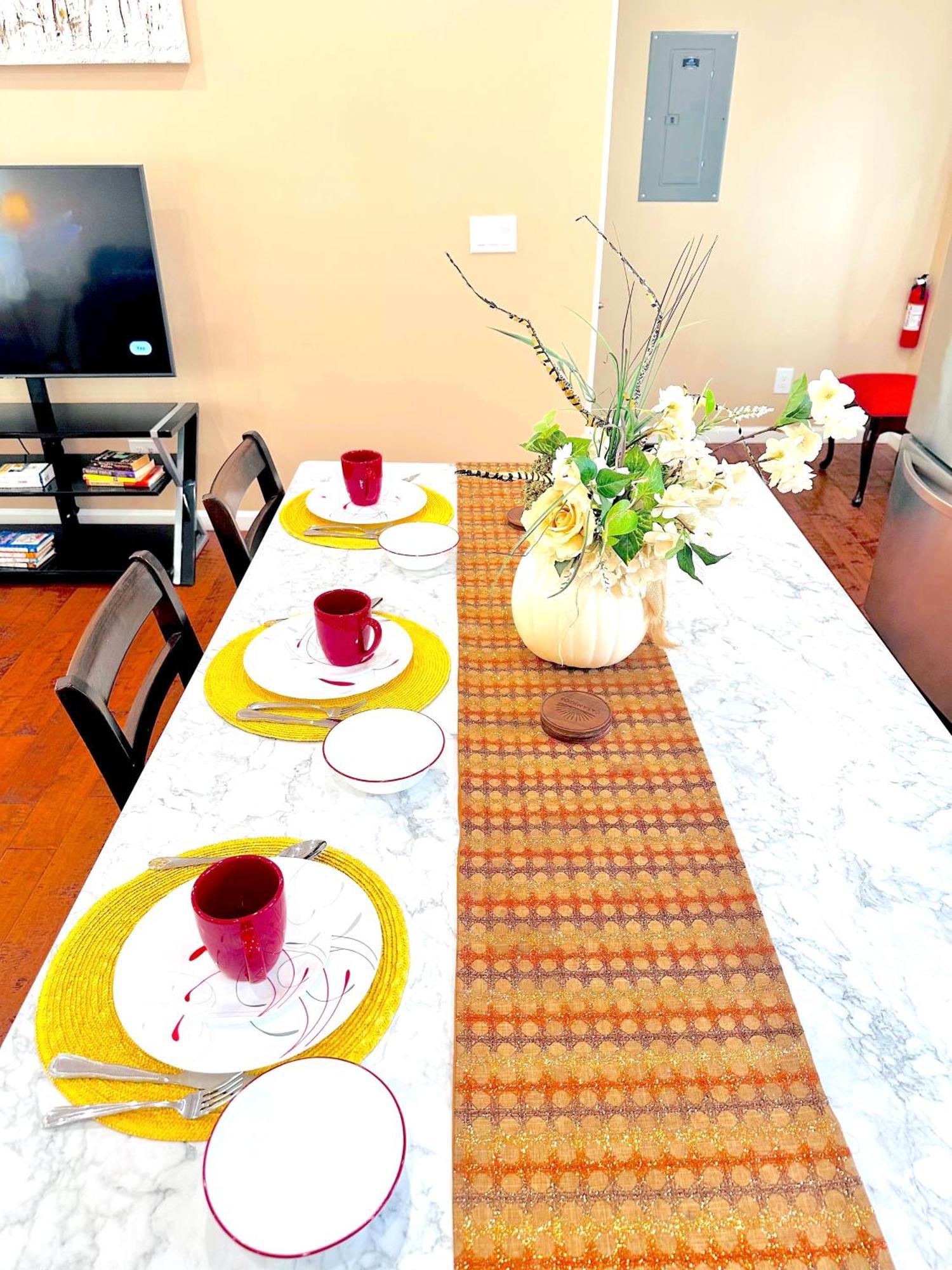 Delightful Dwelling Apartment Buffalo Luaran gambar